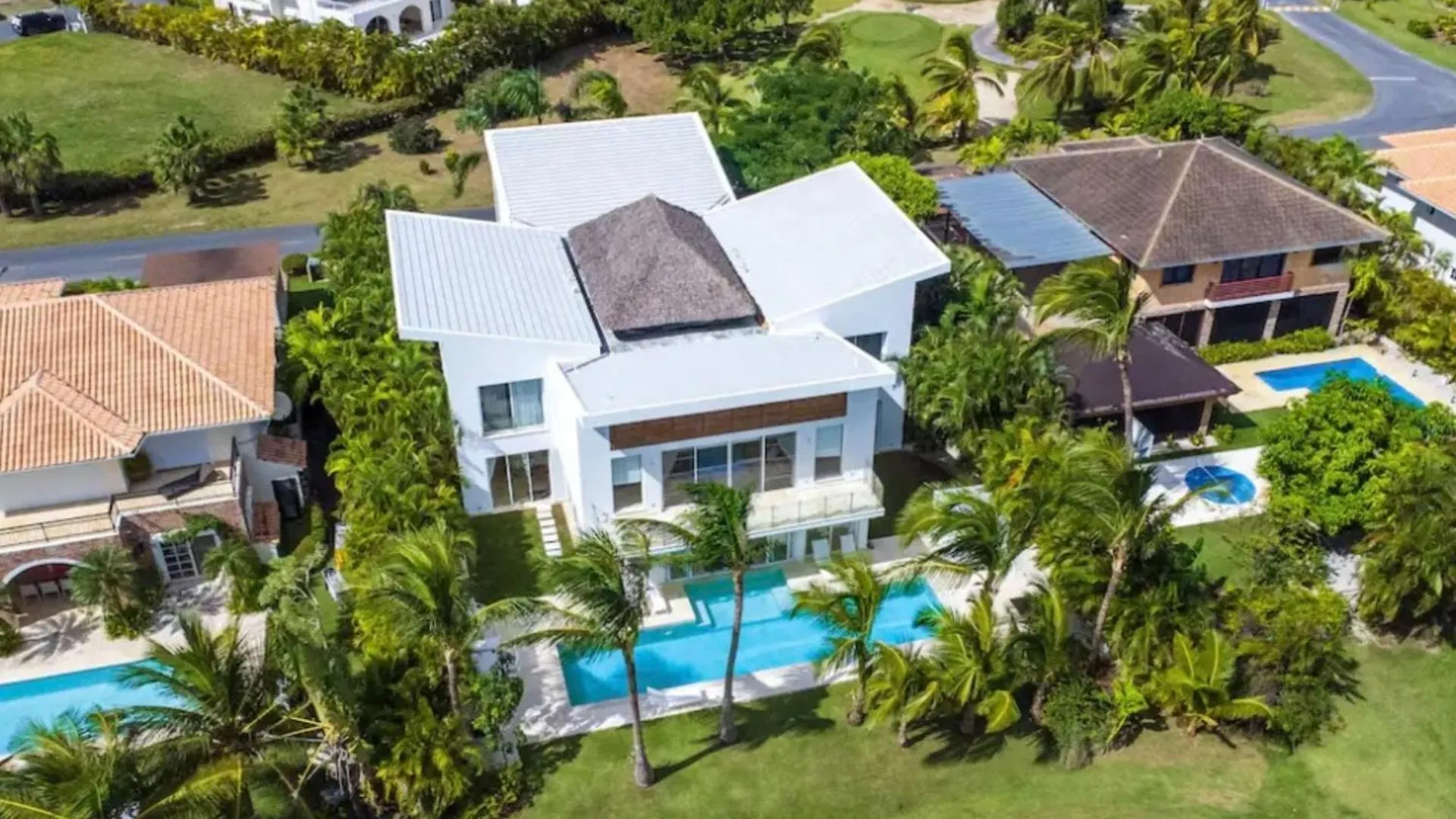New Private Luxury Villa In Punta Cana Aparthotel